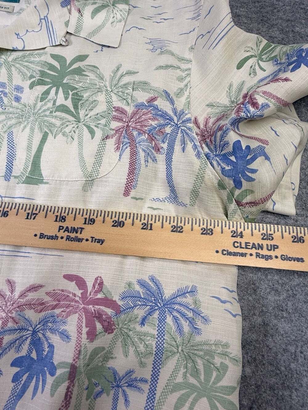 Tommy Bahama Island Modern Fit 100% Silk Palm Tree Print Short Sleeve Shirt - Picture 5 of 6